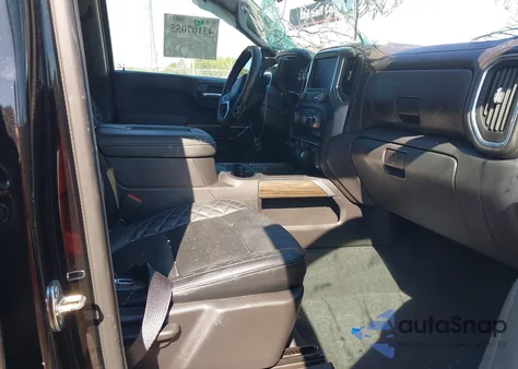 2021 Chevrolet Silverado 1500 4Wd Short Bed Lt Trail Boss from USA, damaged, VIN 3GCPYFEL8MG459694